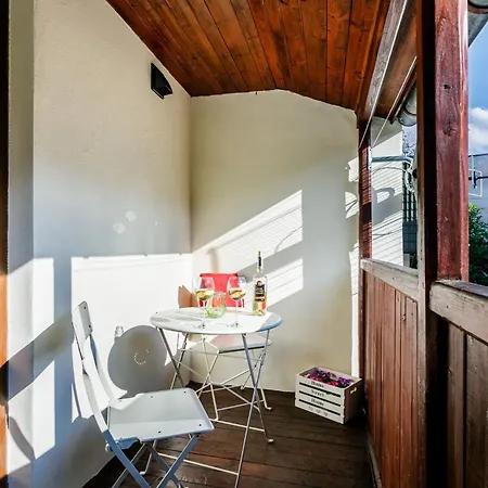 Cosy With Balcony By Rent Like * 자코파네